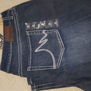 Maurices curvy fit Taylor boot cut jeans 20 short